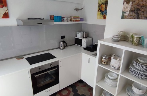 Cisano sul Neva Apartment | Casa Celeste - Minutes from the sea and cliffs, ideal for hikers