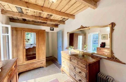 Isolabona House | Casa Celestine in Via Orsini Isolabona Liguria Italy Sleeps 5