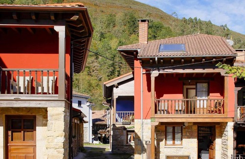 Pilona Ski Chalet | Casa Celis 1 by "El Balcón del Sueve"