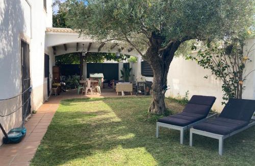 Valencina de la Concepcion House | Casa ChillOut a 6km de Sevilla Piscina comunitaria