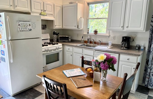 Edgartown House | Casa Chica is a charming cottage, nestled in the woods. Think beach or R & R!