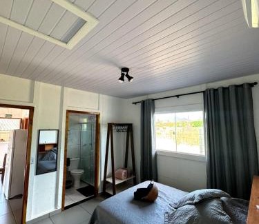 Praia da Armacao do Itapocoroi House | CASA CLIMATIZADA COM HIDROMASSAGEM PRÓXIMO BETO CARRERO E PRAIAS - Casa 2 DuMar Hospedagem