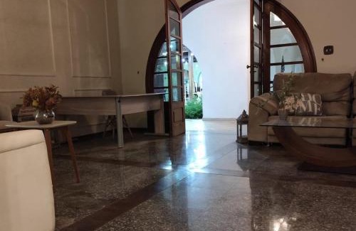 Rio Claro House | Casa Colonial com Suítes e Quartos Privativos - Hospedagem Residencial