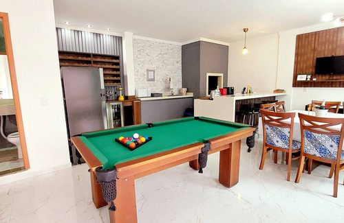 Itajai House | Casa com Piscina e Mesa de Sinuca Praia Central de Navegantes sc