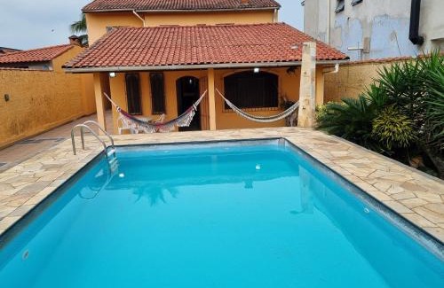 Indaia House | Casa com piscina