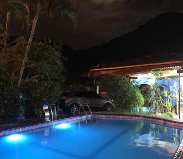 Canto do Forte House | Casa com Piscina Canto do Forte - Praia Grande