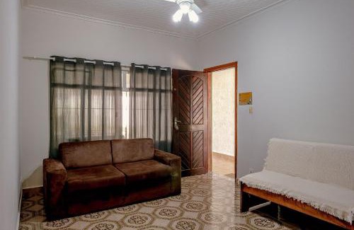 Praia do Pontal da Cruz House | Casa com piscina em São Sebastião próxima a praia e espaços de casamentos