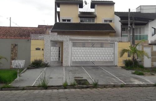 Ipiranga House | Casa com piscina Martim de Sá