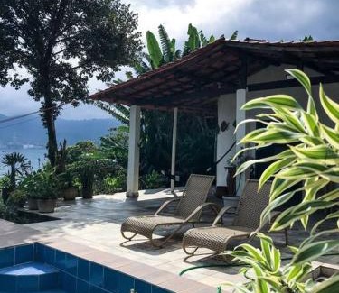 Biscaia House | Casa com Piscina, Vista e Acesso ao Mar