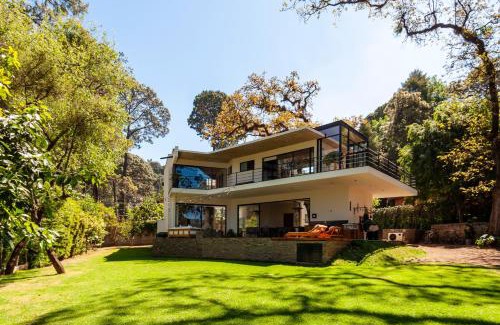 Valle de Bravo House | Casa con amplia terraza y jacuzzi en Avándaro
