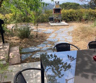Sant Cebria de Vallalta House | Casa con vista y jardín, a 20' de la playa