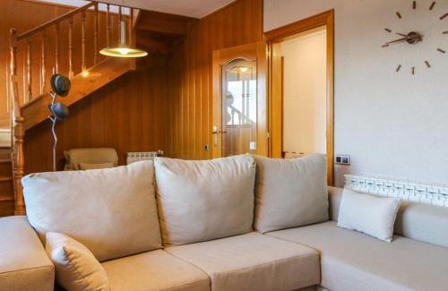 Sant Cebria de Vallalta House | Casa con piscina privada
