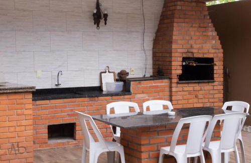 Santa Cruz House | Casa Confortável com Excelente Área de Lazer Em Cuiabá