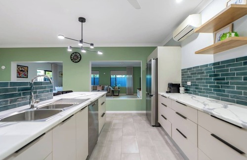 Craiglie House | Casa Corella Poolside for Families