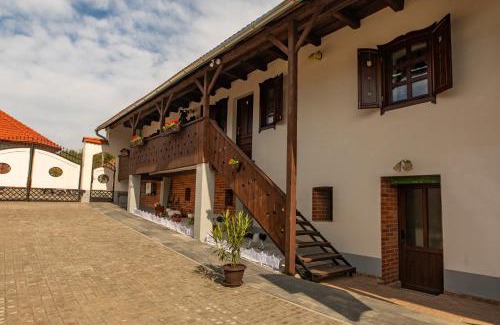 Balauseri House | Casa Csiki Vendégház