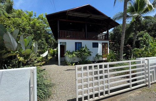 Manzanillo House | Casa Cuculeka: 3-bedroom home in magical Gandoca-Manzanillo Wildlife Refuge.