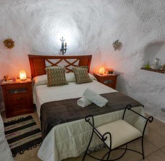 Terque House | Casa cueva con encanto