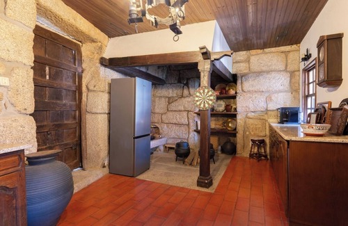 Vassal House | Casa da Concha by Host Wise