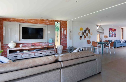 Guarapari Hotel | Casa da Praia e Suítes 643