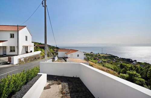 Calheta de Nesquim Apartment | Casa da Vigia Estúdio Vista Mar
