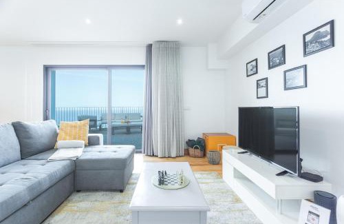 Porto Moniz Villa | Casa das Escaleiras by Atlantic Holiday