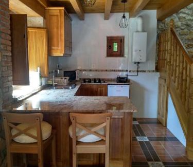 Soto de Cangas House | Casa de Aldea La Xunta