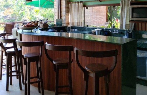 Centro House | Casa de Alto Padrão com Vista Mar