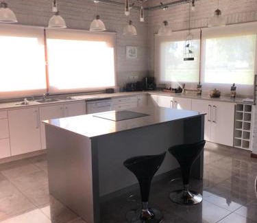 Partido de Monte House | Casa de campo en club privado Benquerencia