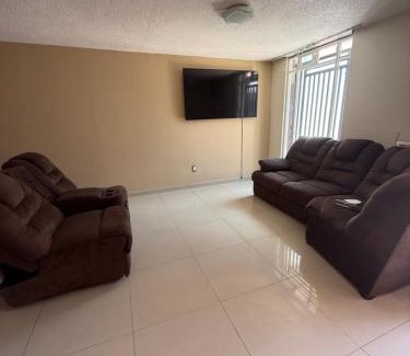 Tula de Allende House | Casa de dos pisos,Ciudad Tolteca