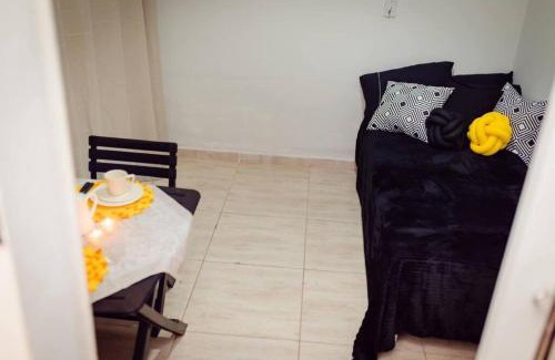 Dom Aquino House | Casa de gente Feliz