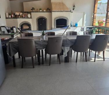 Sighetu Marmatiei House | Casa de lângă pădure