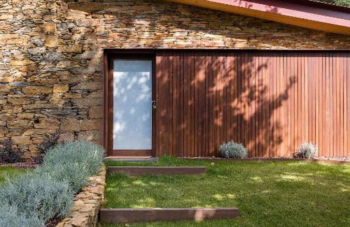 Gondomar House | Casa de Medas - Private country house with outdoor spa and river view only 25 minutes away from Oporto
