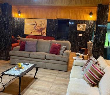 Fraiburgo House | Casa de Pedra Espaçosa na Fazenda