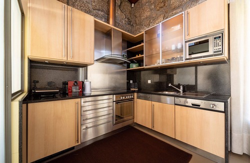 Sao Martinho de Silvares House | Casa de Silvares Fafe - Moradia Premium com piscina by House and People