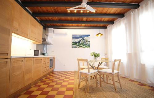 Mahon House | Casa de trast