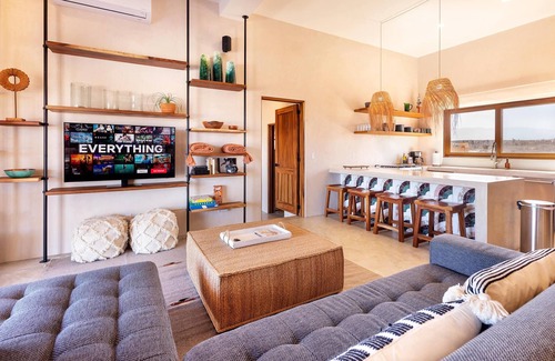 Todos Santos House | Casa del Arco - a magical modern eco Mexican home