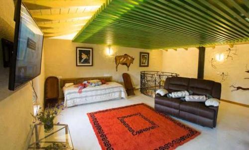 Cabezas Bajas House | Casa del Cerro es una singular casa rural de fácil acceso