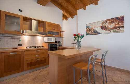 Paratico Apartment | Casa del Gatto - Three Bedroom Apartment, Sleeps 4