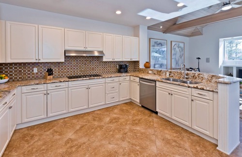 La Quinta House | Casa Del Rio Luxe 3BR w Pool Spa Lake Views