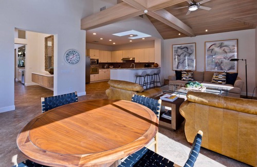 La Quinta House | Casa Del Rio Luxe 3BR w Pool Spa Lake Views