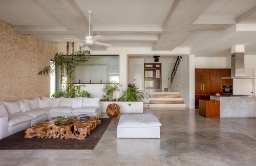 Bouvet Island Villa | Casa del Viento: 5BR Villa w/Pool, Lagoon access with Jetty in Puerto Aventuras