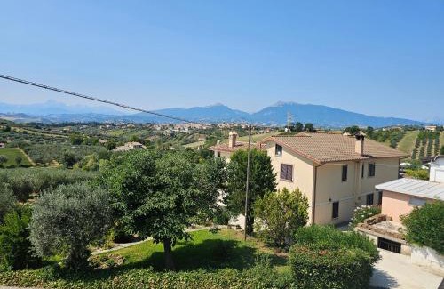 Torano Nuovo Apartment | casa delle colline