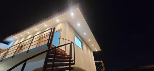 Montana Rey Apartment | Casa di Magna Apartments