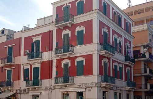 Margherita di Savoia Apartment | Casa di Pan 2 - Palazzo Marconi