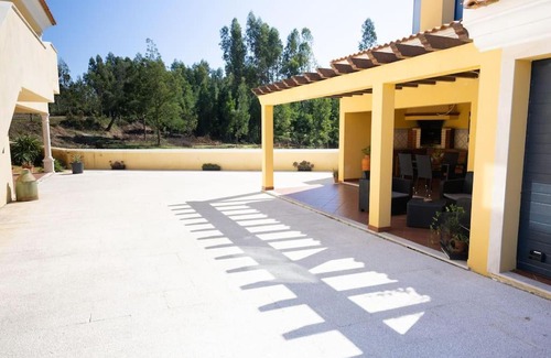Mira House | Casa do Corgo