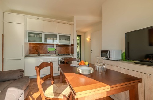 Sarnico Apartment | Casa Dolce Casa - Two Bedroom Apartment, Sleeps 3
