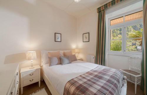 Ponta Delgada House | Casa dos Terços by An Island Apart