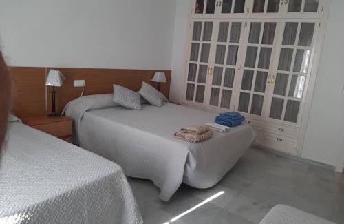 Palomares del Rio House | Casa Elizabeth