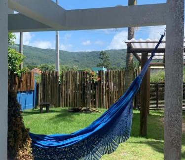 Garopaba House | Casa em Garopaba, com vista pra montanha Encantada