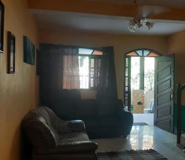 Sahy House | Casa em Mangaratiba RJ - 40 metros da Praia